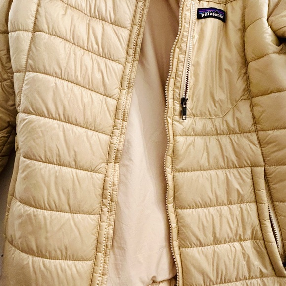Patagonia Beige Quilted Jacket - Picture 3 of 3